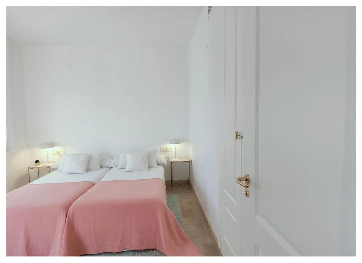 3dae1239-8c22-41d8-b2b3-4fa205de2f97