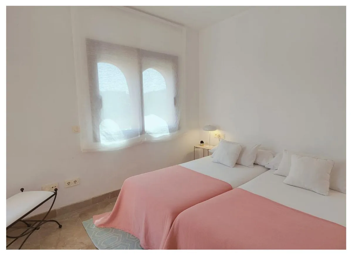 6a5aeaff-beb6-484f-b7e9-54905b4ffc93