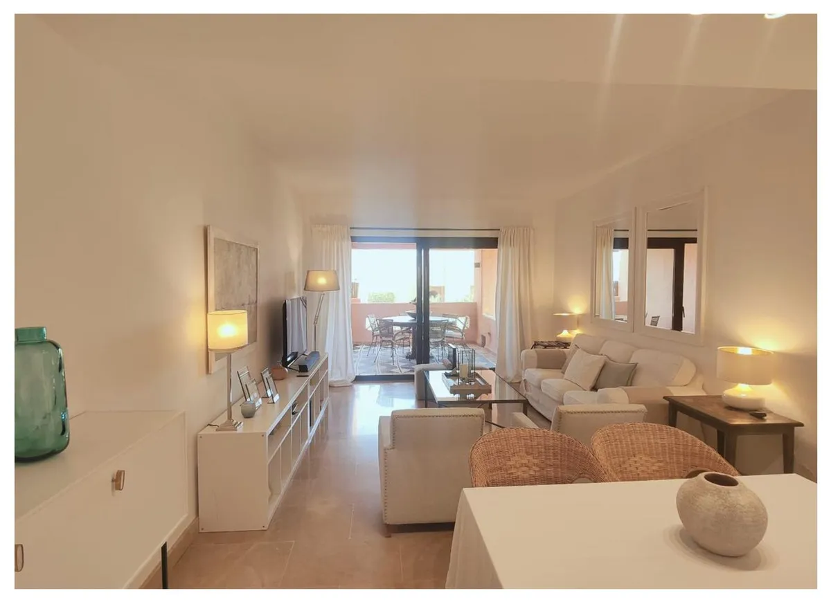 b57029de-e284-43e6-b66d-15e49150d628