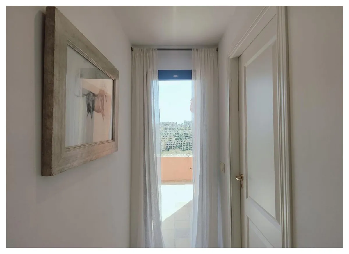 f615d6bb-4b1a-4c68-a1e3-1aa5bfe59531