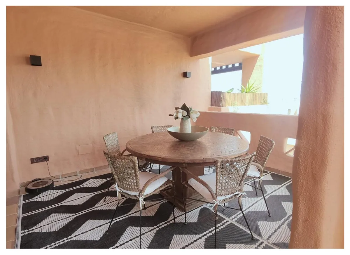 fb7779e5-e764-4a2f-b338-dcf7316eb9b7