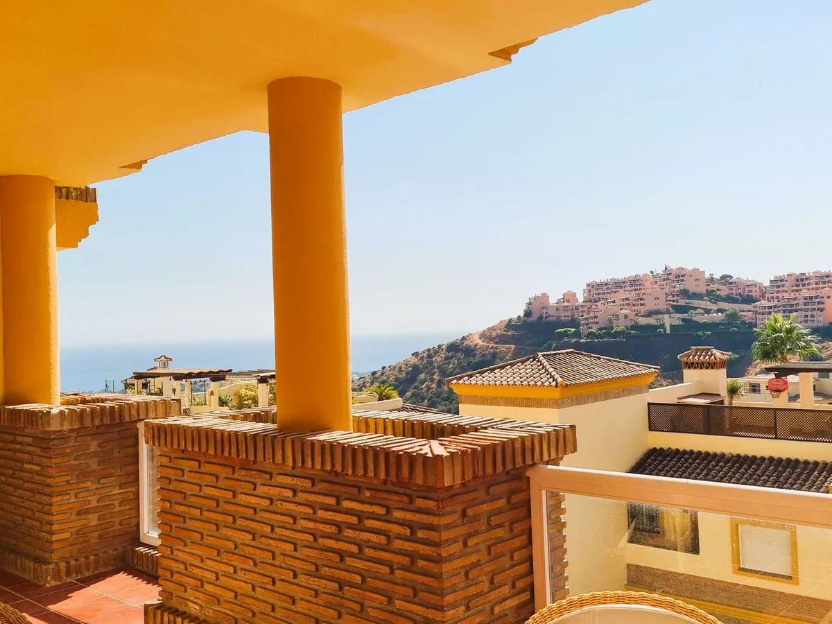 5b4ae64c-587c-4c10-9a69-6815e9d8c149