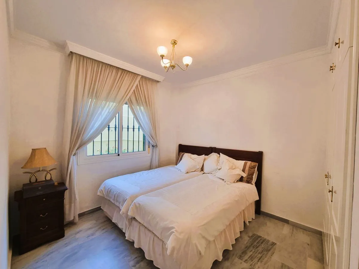 8d6d9562-94fc-4b9e-8984-bf2510d018fb