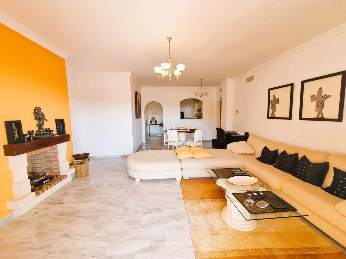 b4eb9d08-7956-4ace-b9e4-9820eaf20a8e