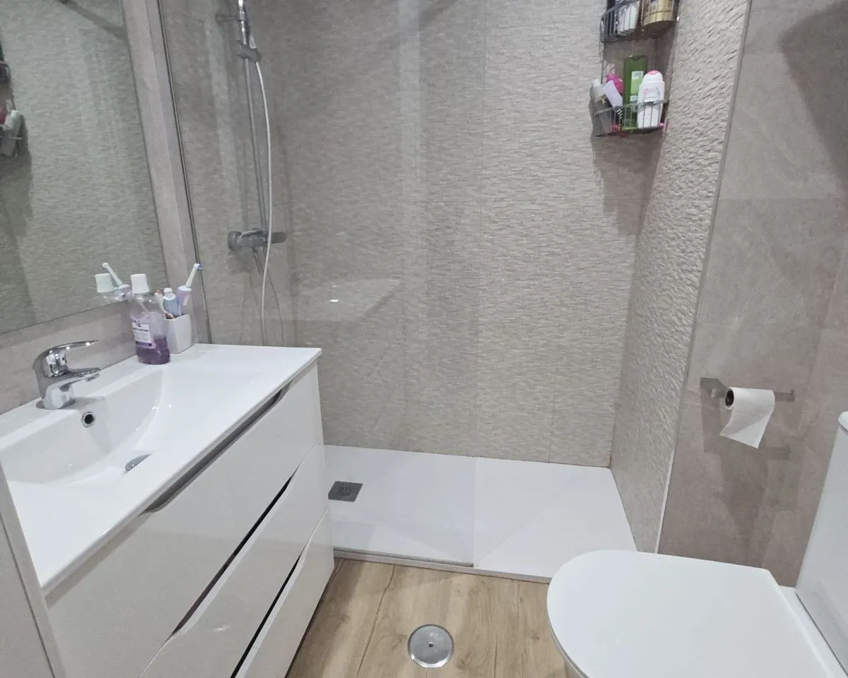 03f8f9c1-f6b9-4eb1-b555-6a1417cd70e8