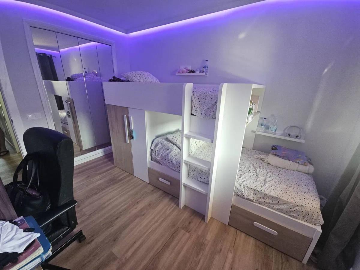 5e8a2d04-c176-4e79-a705-1309449ab2c5