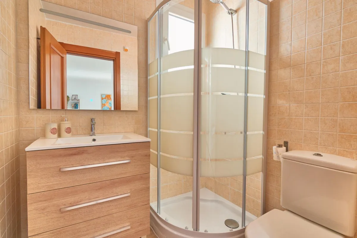 230f8c08-88ec-480e-8079-0f8616a2e29d