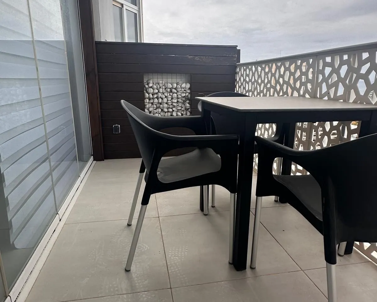 5f37bf4e-e40d-470a-b443-5dff986fde7f