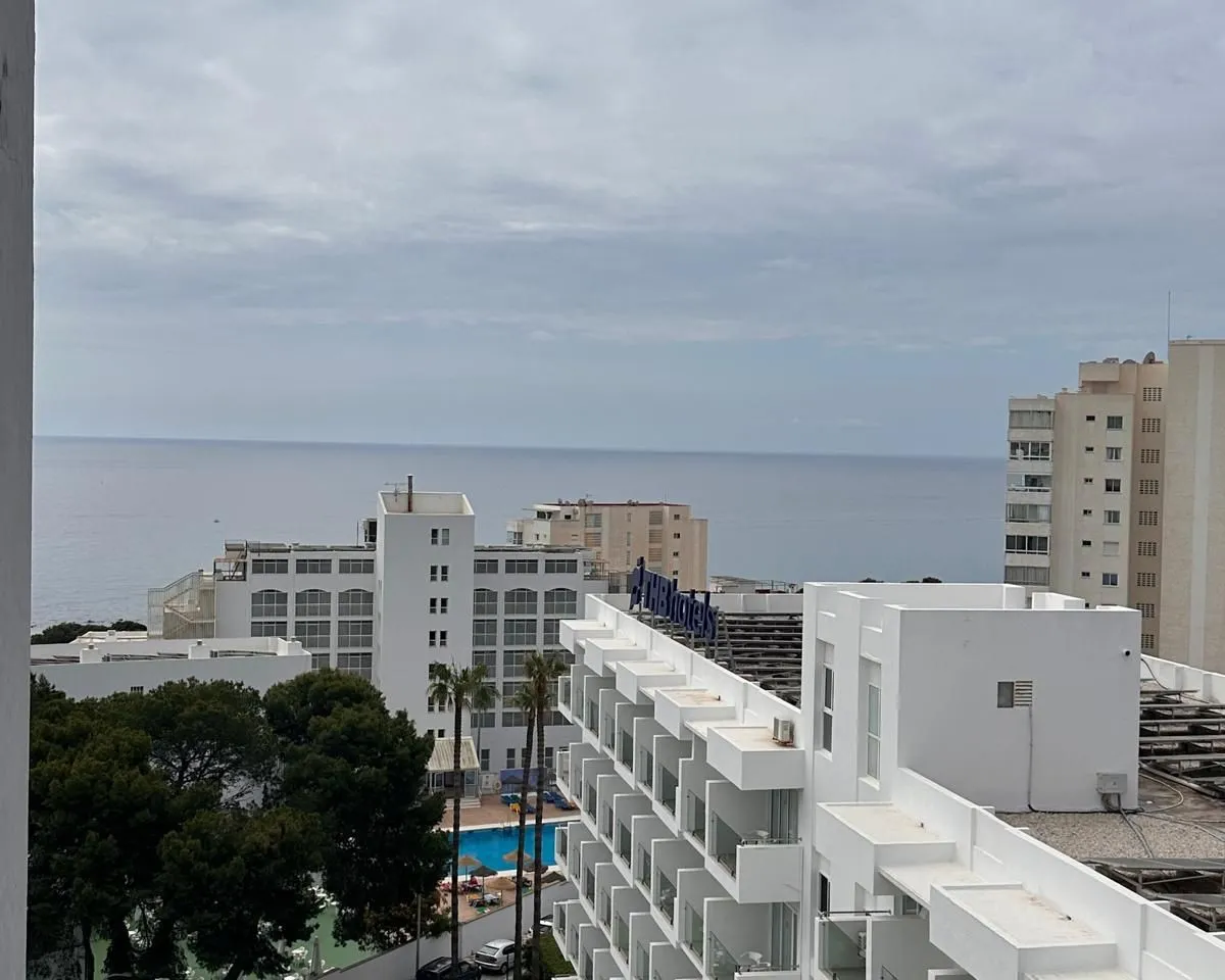 bbad6afc-1d46-41a4-94d2-636c1f549c0b