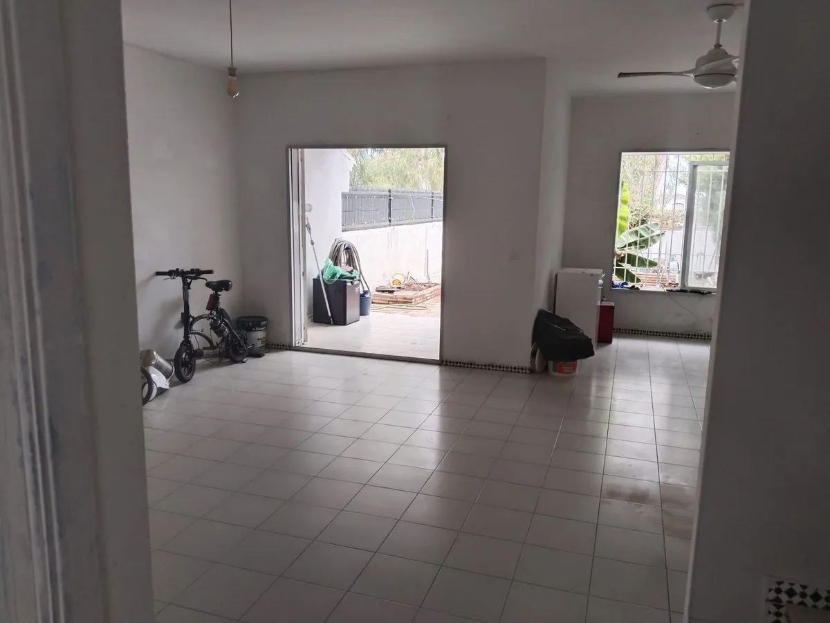 51e3dbad-00fb-404b-bdb1-3c386e323fd3