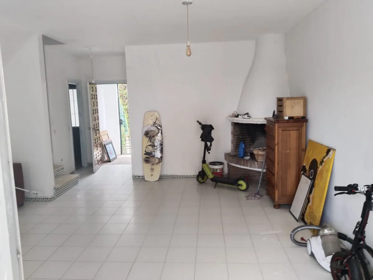 e1f4ad37-e479-4913-abb9-78b161462a5c