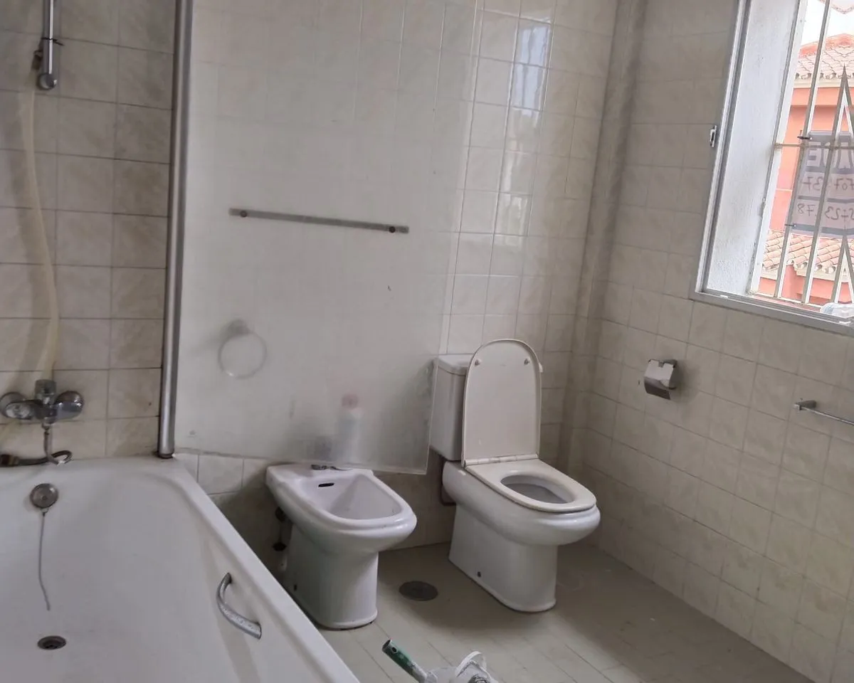 f28b047c-f64c-48fe-8104-7b67c070aad7