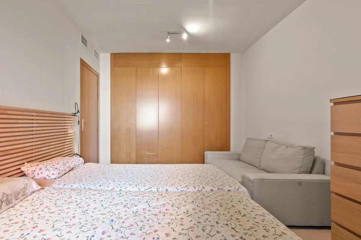 c3c4c0cd-847c-49f7-a57e-dc1ee41463ba