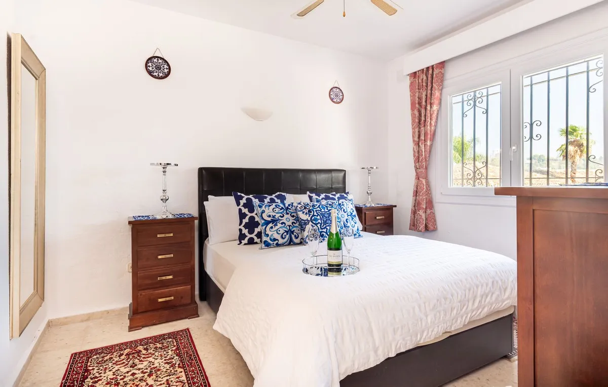 396f8b19-41a5-4574-a887-9356fe382a38