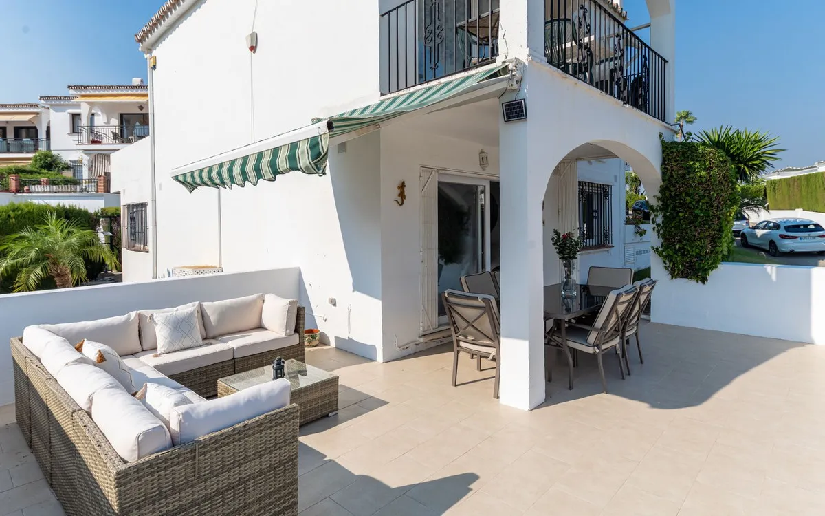 8ad54658-5ebc-4c26-895b-6ce02f31b8a0