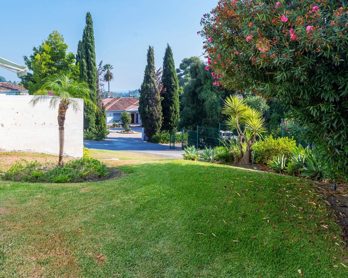 bee6ca93-4562-4236-8df9-7ef3b11e8414