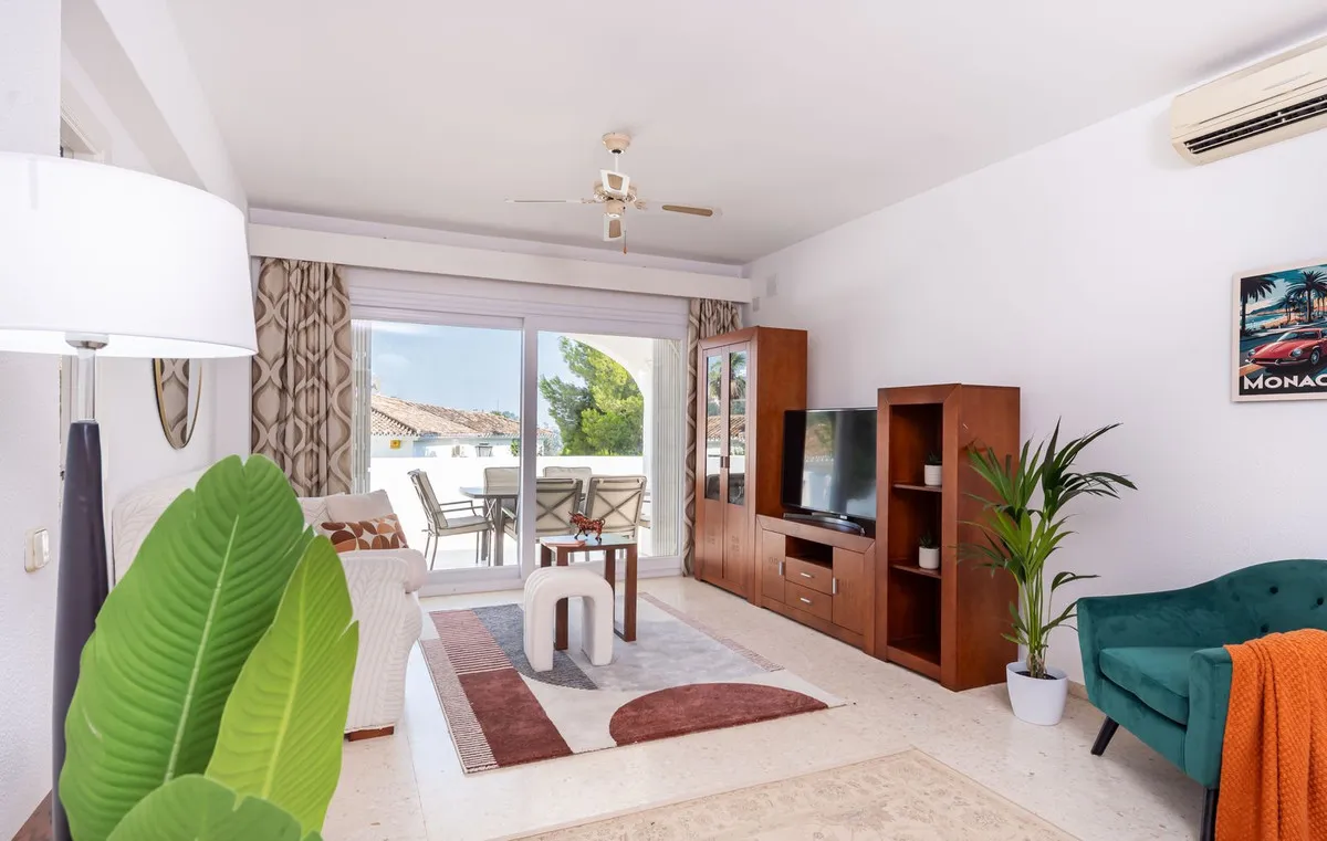 c18e7098-0d2a-4f18-93d6-05b0d09a9138