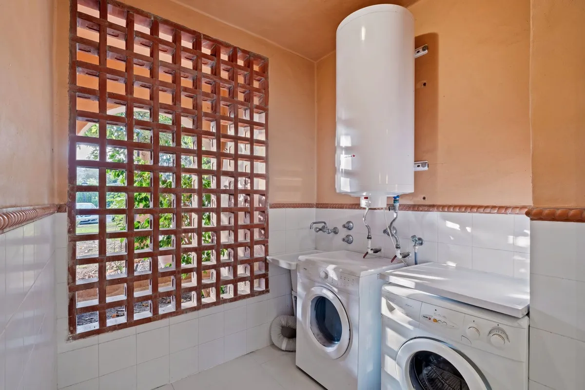 a8a43a71-8edf-4850-92f6-89e1a2fb310b