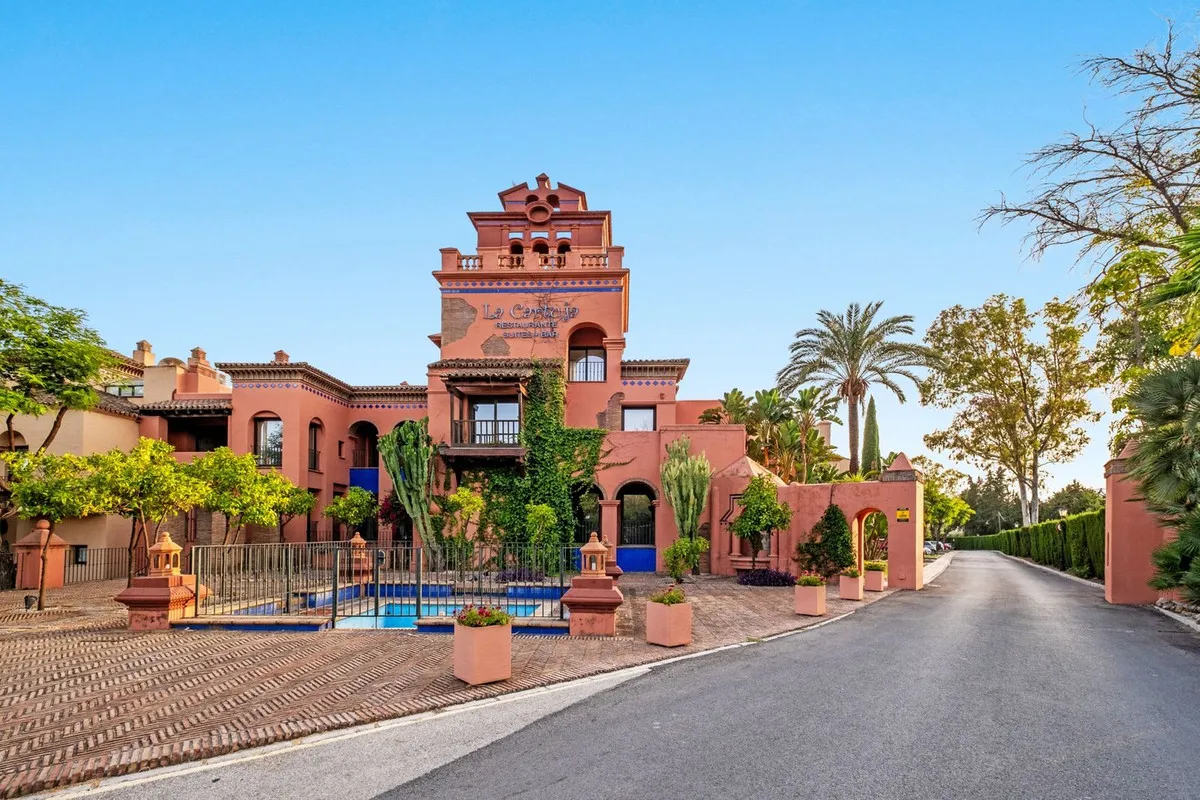 aedc54ac-7d5c-4ea8-89b5-c043b36d774c