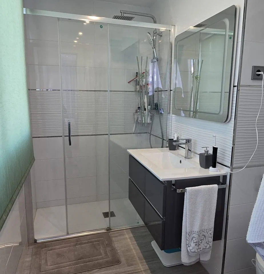 3b30abb2-43a2-4baa-91f3-b0c847a256ac