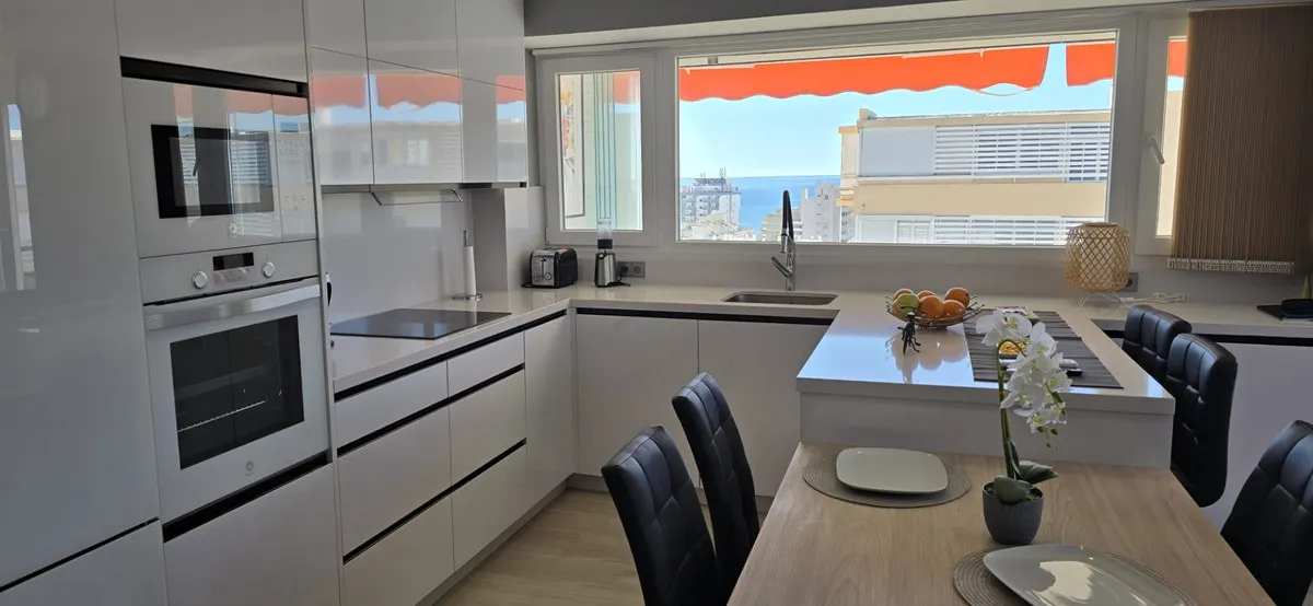 93897ea6-22a5-4a49-bc0b-458eac8ca7fe