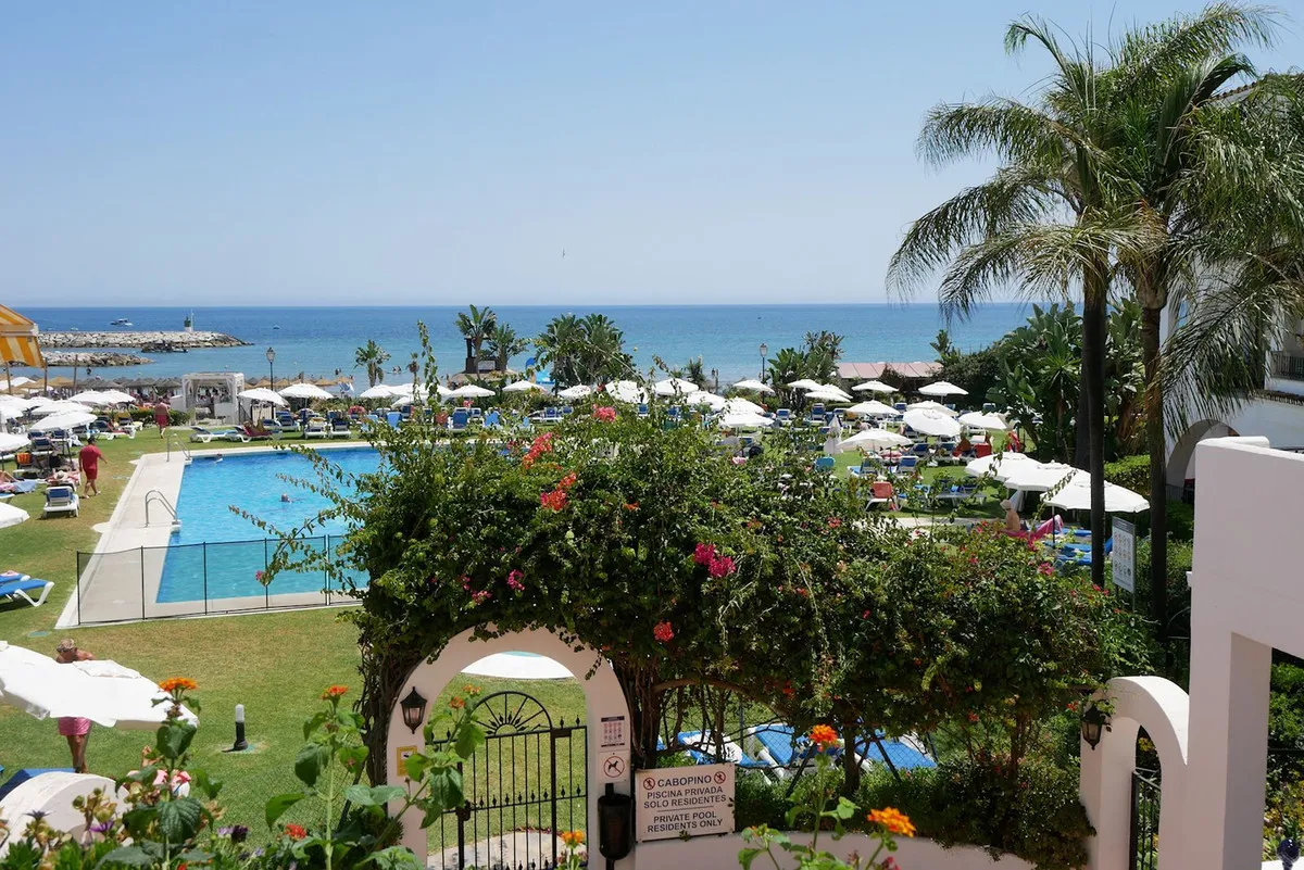 73faa37e-f7e6-4491-8b55-c6fe77cf7cd5