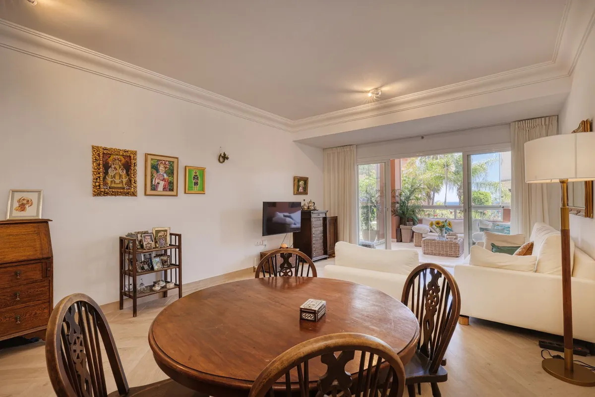 5ef2aa80-dc14-480f-a840-a8dc9371cf29