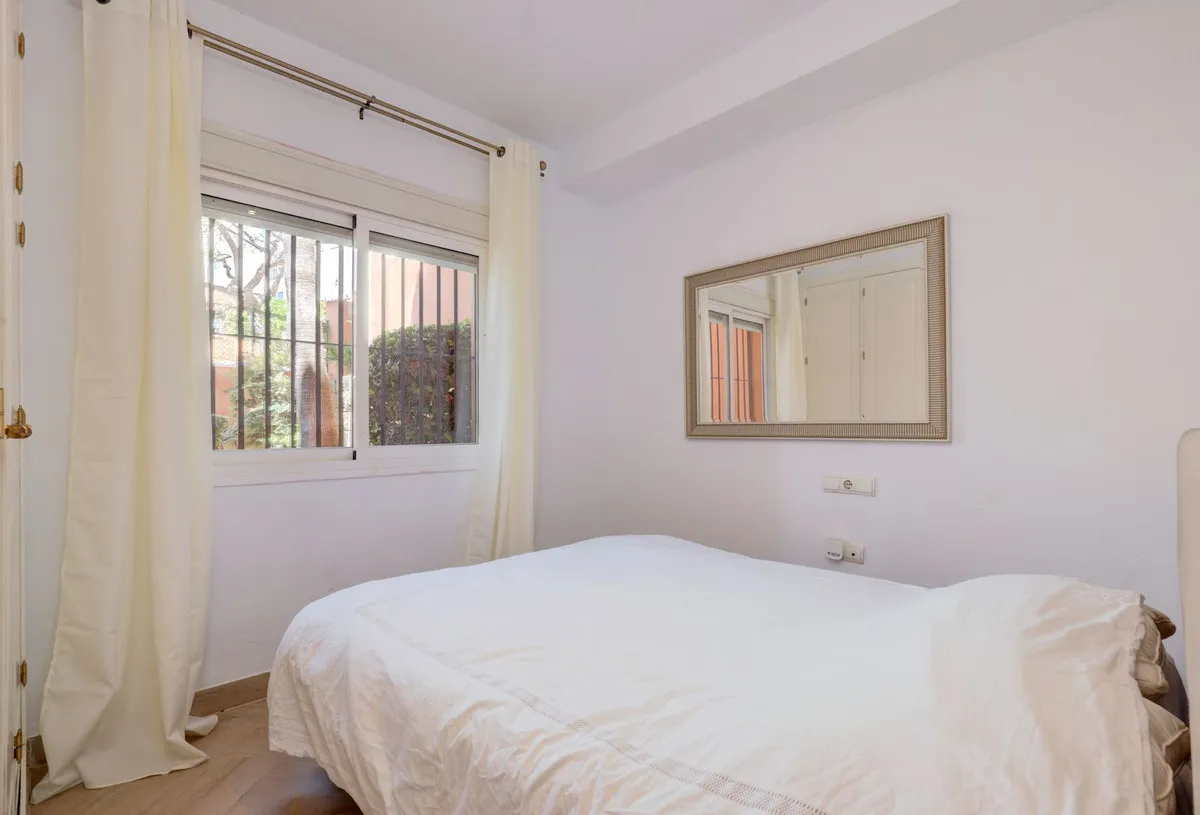 9c3125ff-6127-488b-9c54-7f076ec45db2