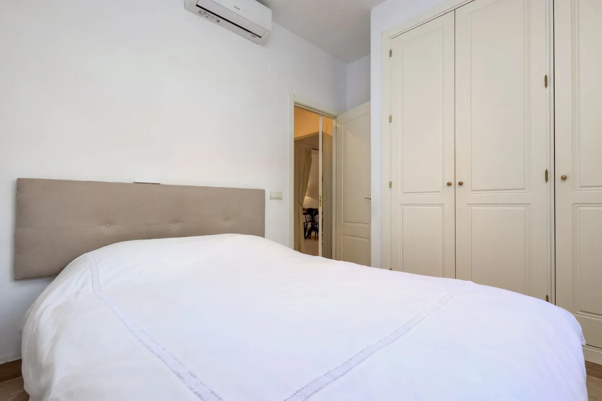 ba729d39-f4dd-4d05-91ea-59c521f63554