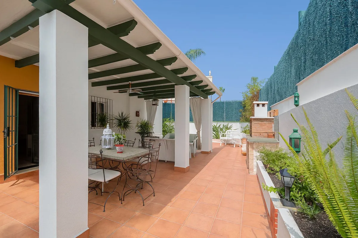 e56505cb-b12c-4c57-a7ec-4abb43d5ed79