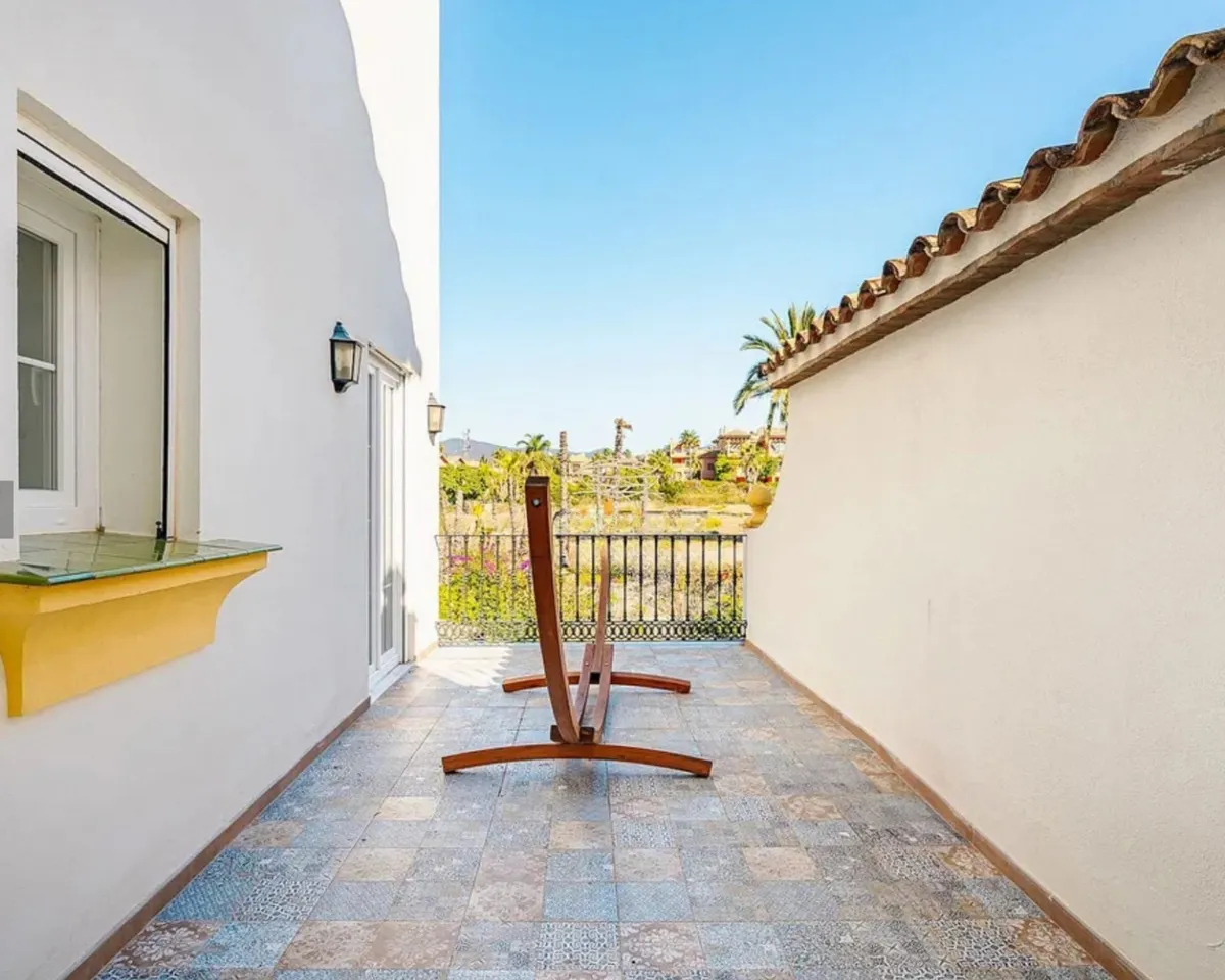 98b01d8d-bb0a-4c12-b38d-0d3b7ba8b691