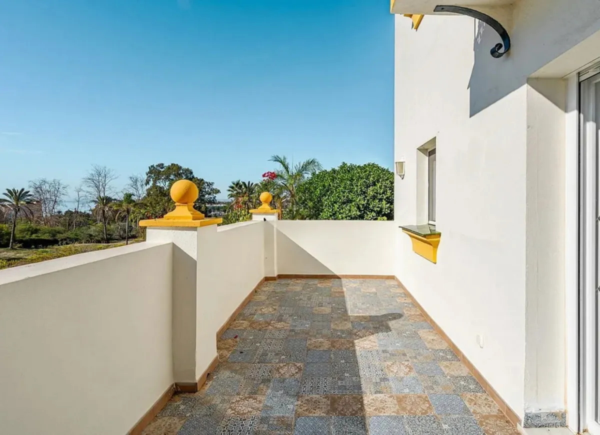 9b51175f-dad1-43cc-8137-67362138ee7c