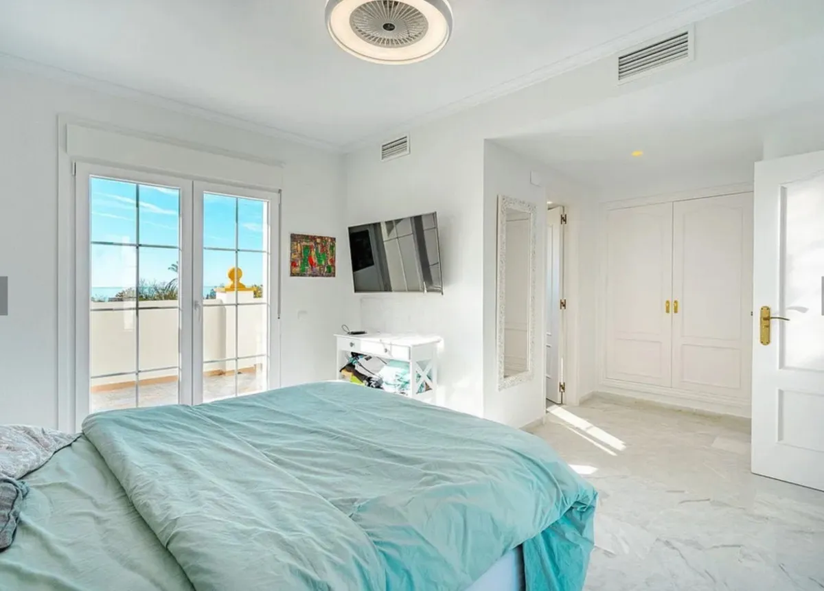 ad09a619-d3b3-4b90-beb3-4774e6ffbfa2