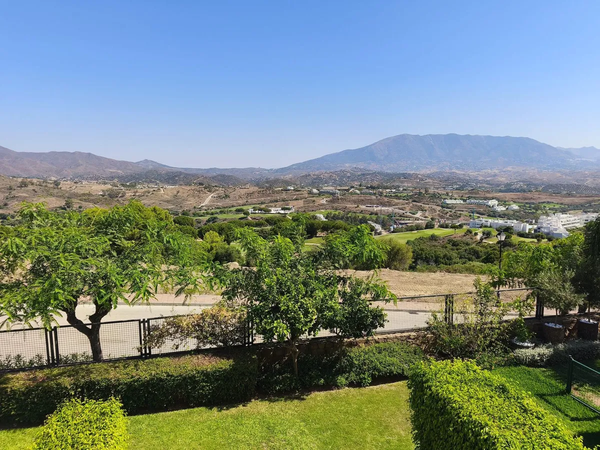 6467ca70-2ab9-415e-adba-558fd2da8d80