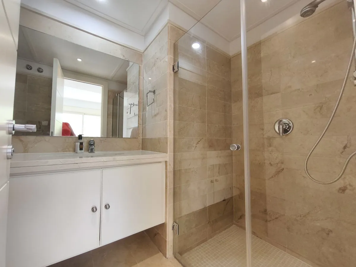 6db65519-51e3-443f-a915-4e49d8b23289