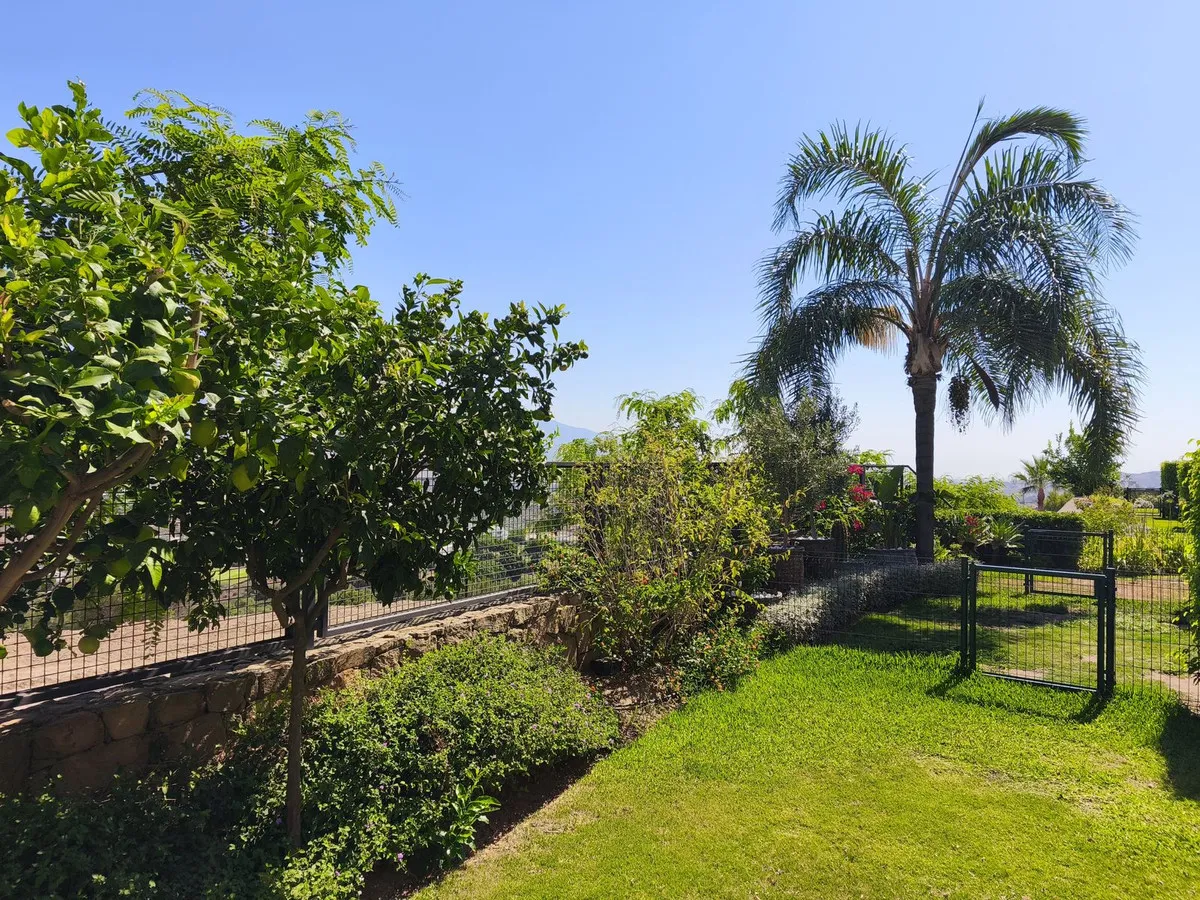 aabe3dc3-6e98-4465-84b7-12f92f9f2e66