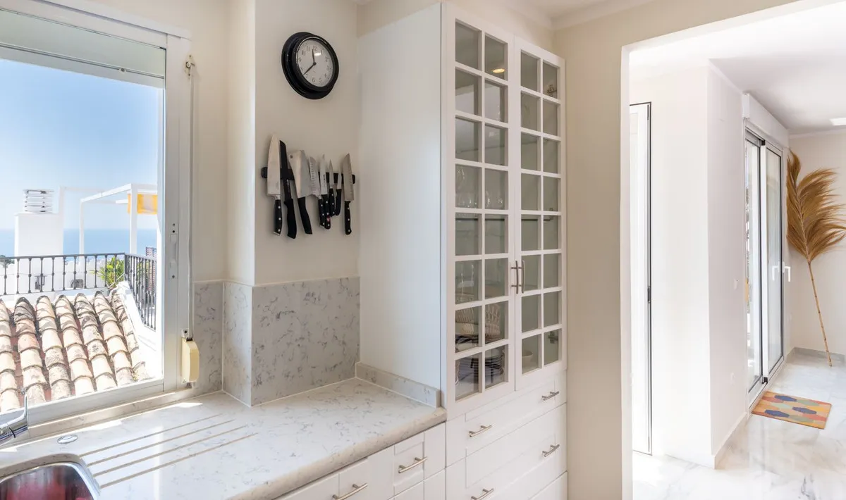 d624d82e-ab06-406c-a273-824e50db27a0