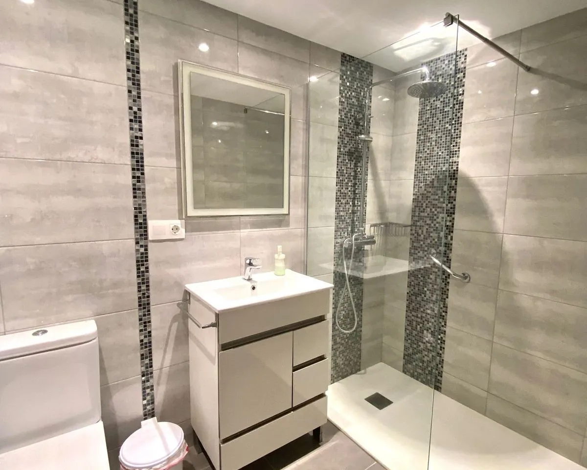 9fad52bc-cb05-43fe-90c4-476aed99b11a