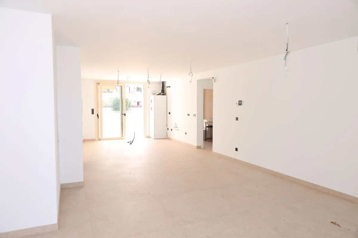 6d9043ce-0f1b-4525-b82d-fc268f1763de