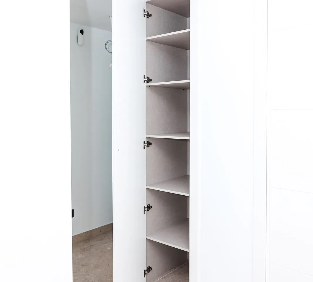 d0171e06-63aa-4e1b-80bb-3afa94551e89