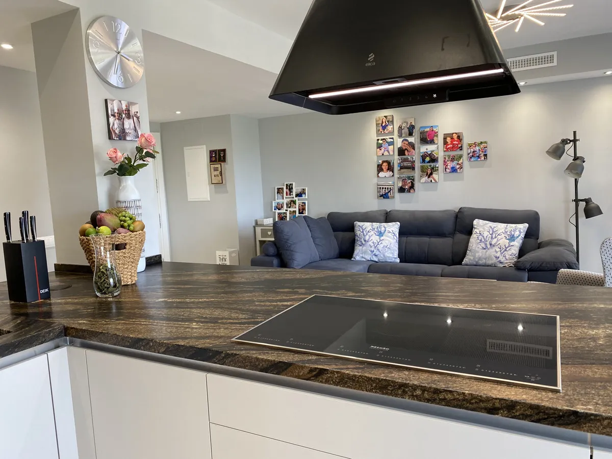 94968550-b360-472f-8937-5dbd4e2971b0