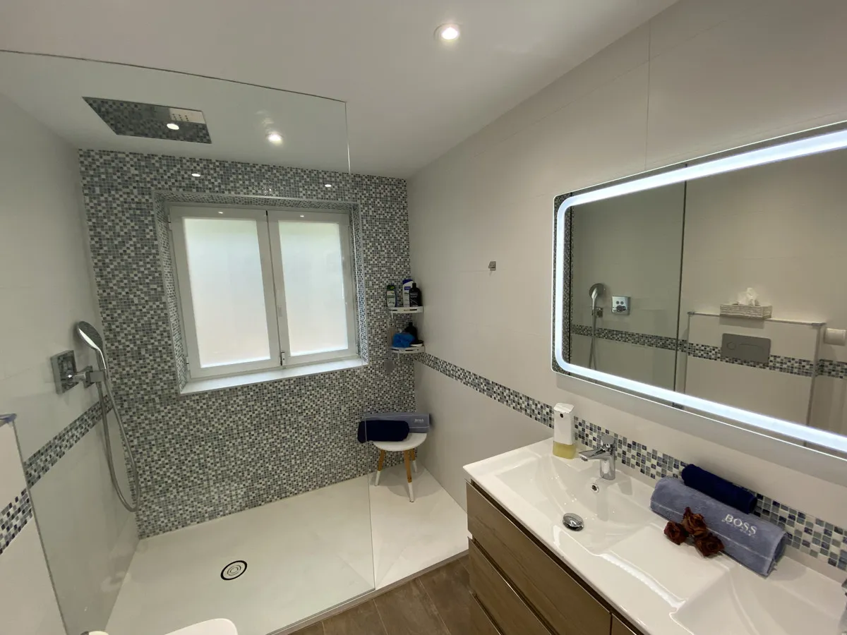 fd30b761-fbc1-45c3-9ea7-ae2fd144b3f3