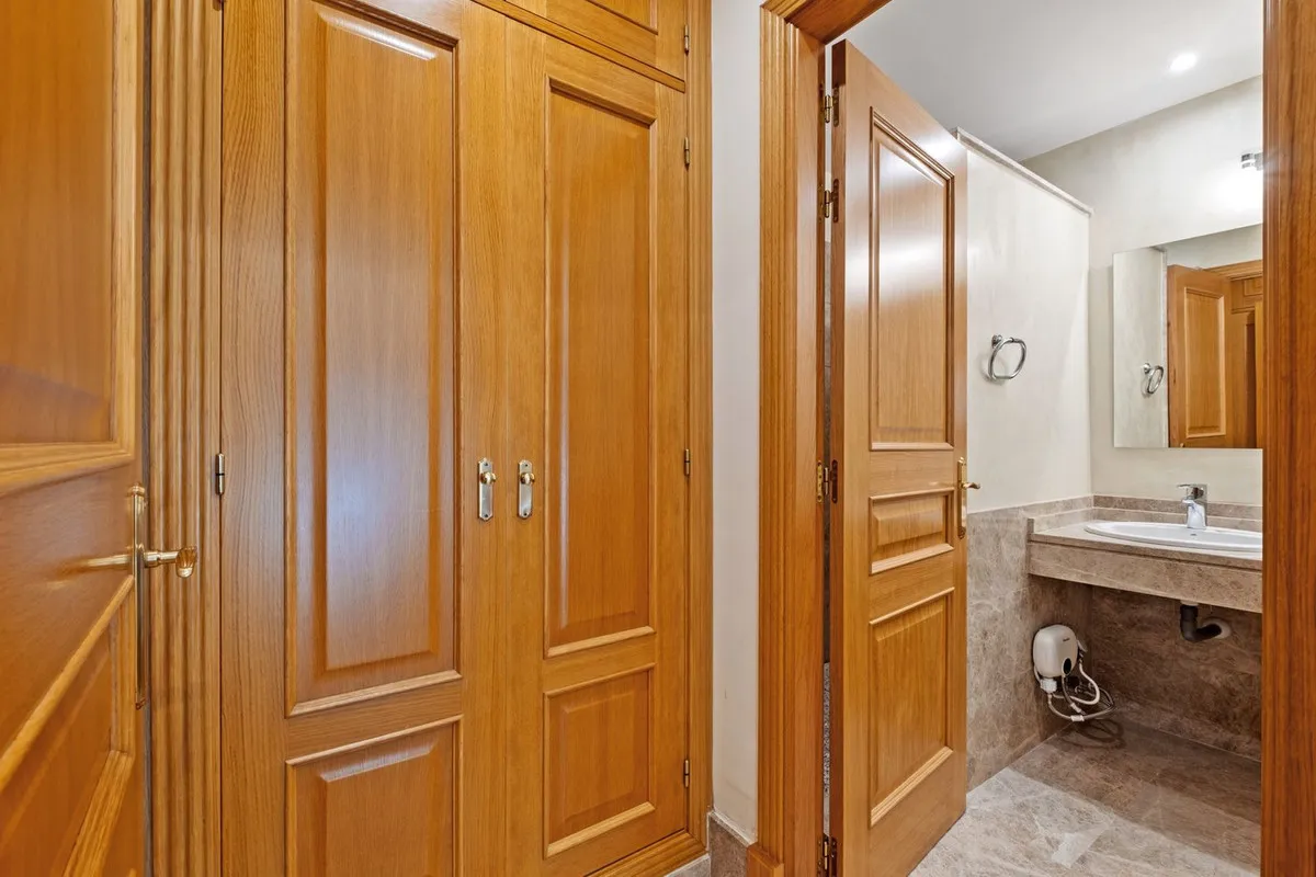 d5613f3c-42c8-4267-9e49-548e2e9126e5