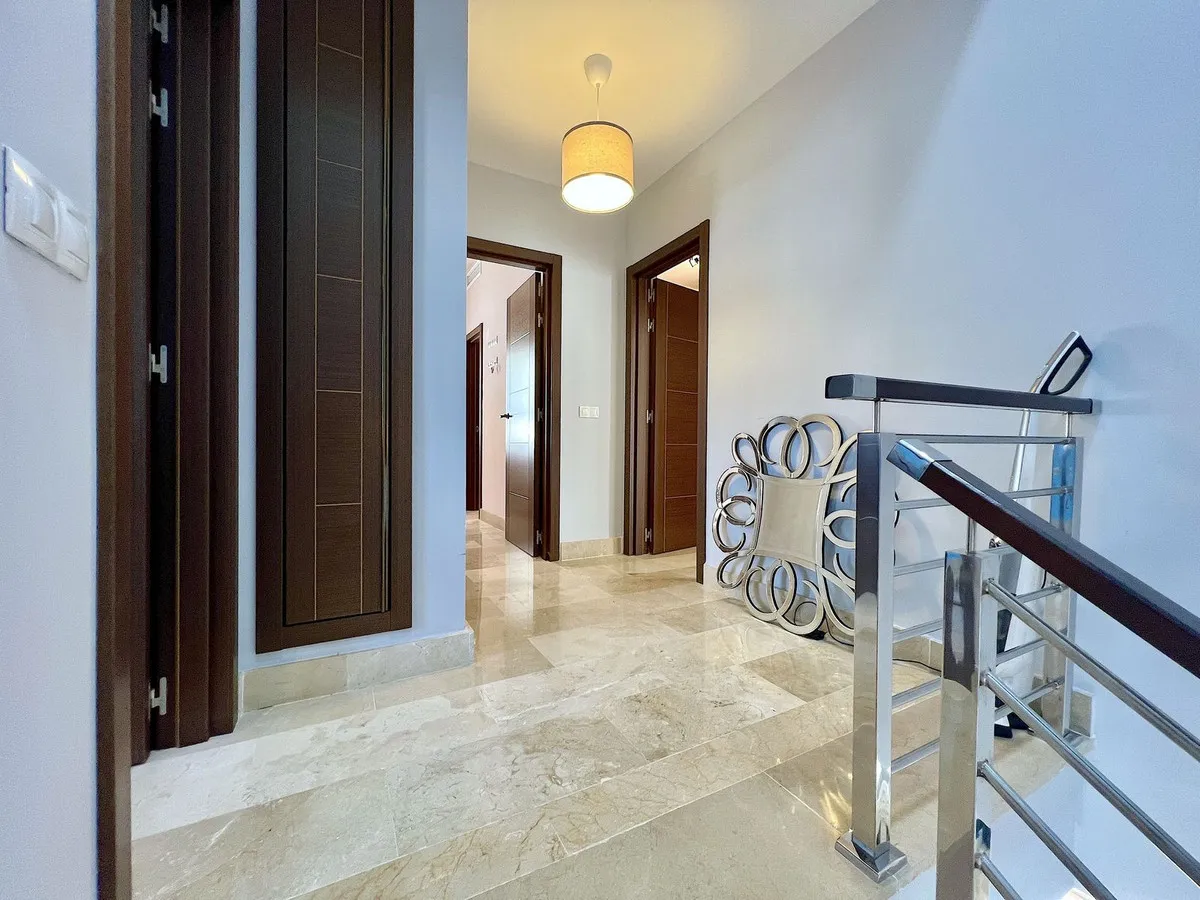 25a154f5-9e95-4222-8220-2b1742c3819b