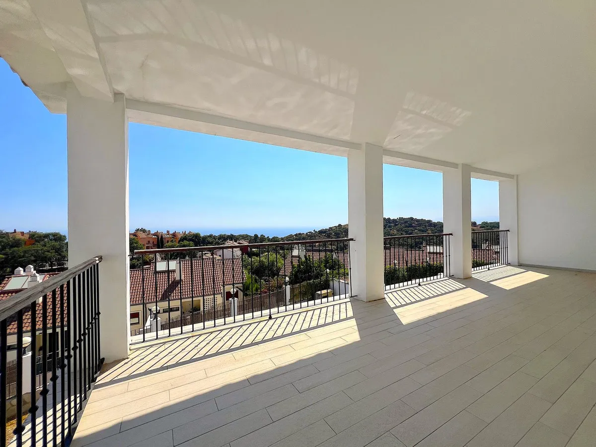 5e35fdab-9727-4167-9b36-e8732a209cfd