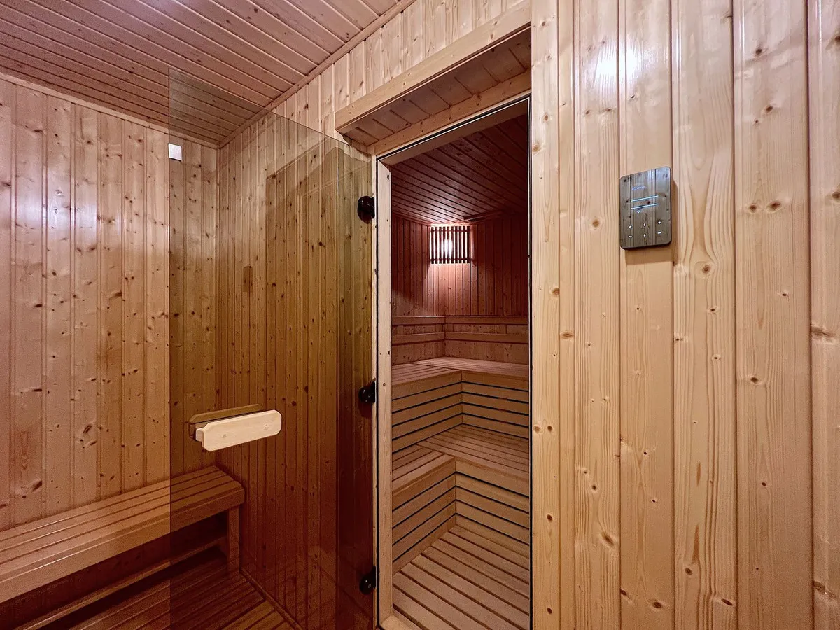 68f9d051-a9e6-4484-a8c6-eab80f601f29