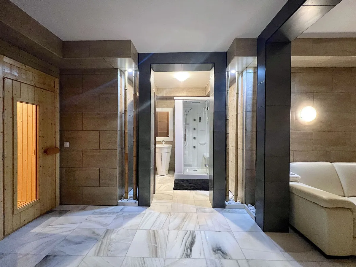 c24c35cb-4e5d-4411-bc99-79cbad4f530a