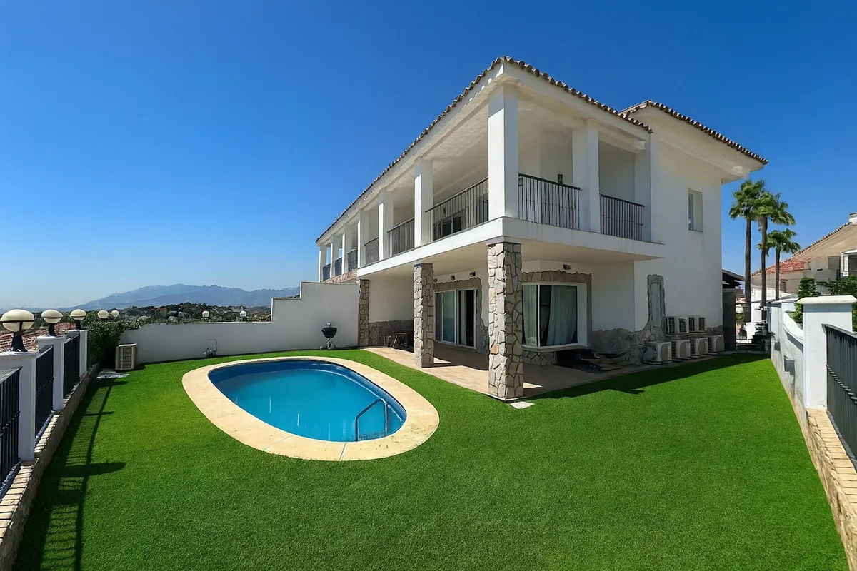 d69f124b-8b9c-4baa-aec5-d6b4f8a1009f