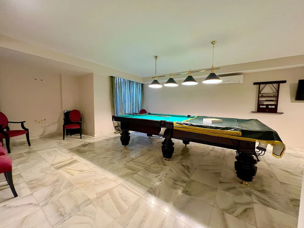 e7063ba9-9ddb-44b4-b826-cad7cf8150cb