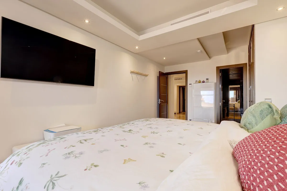 e14269e1-d823-4422-ba52-d7686837ac80